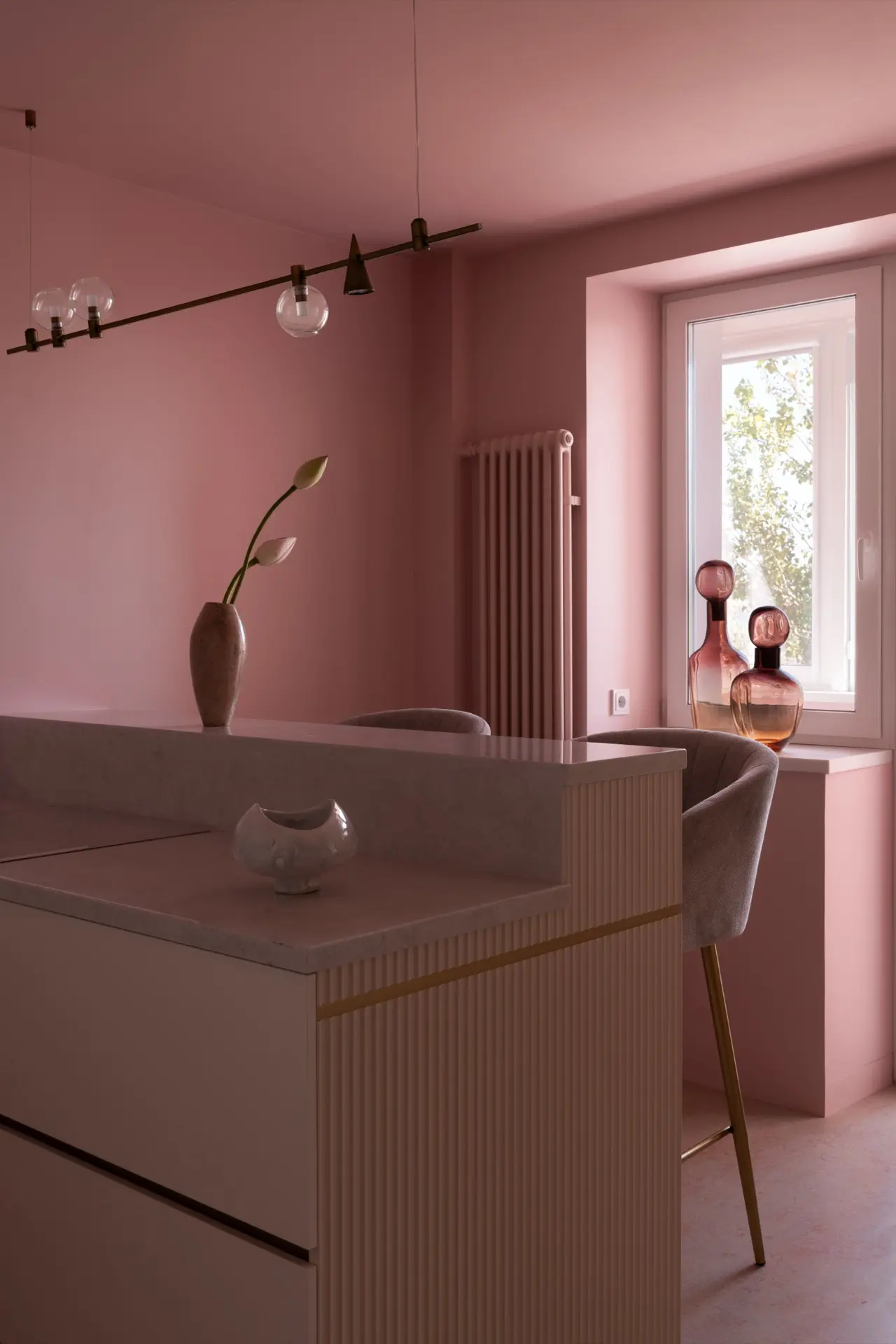 Гармония цвета в современном дизайн-проекте Юлии Нестеренко площадью 43 м²